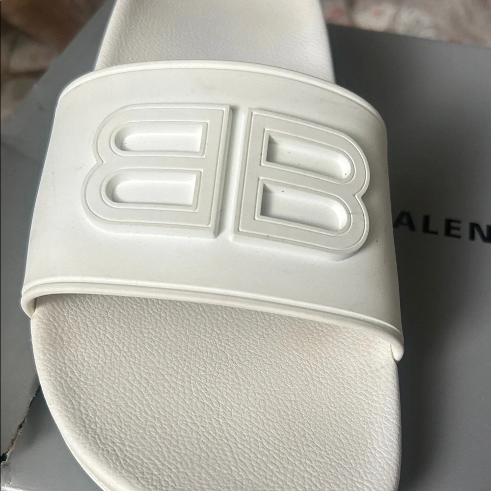 Balenciaga White Slide Sandals - Picture 2 of 10